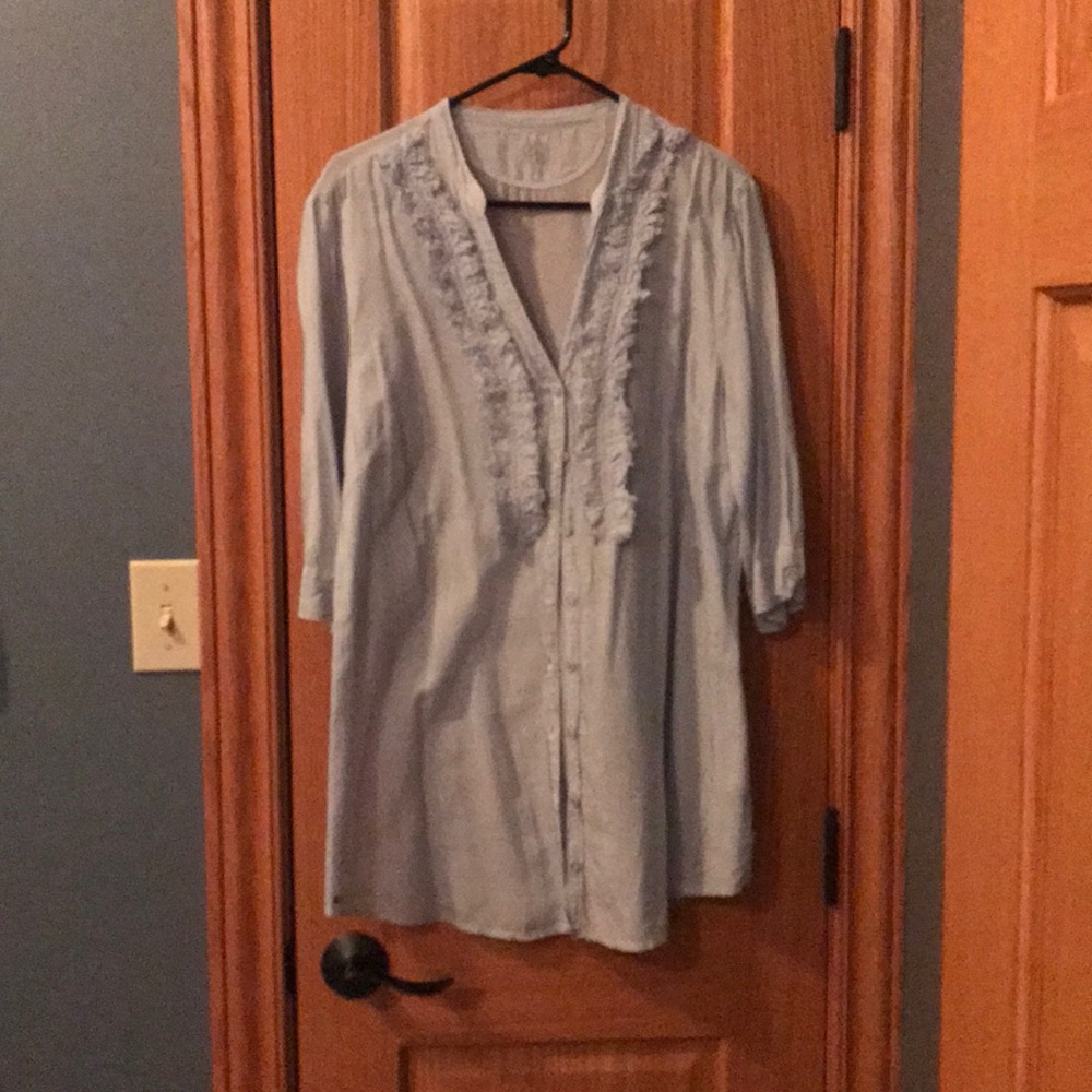 Button down tunic XL Coverse